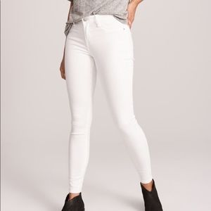 Abercrombie White Super Skinny Jeans Long
